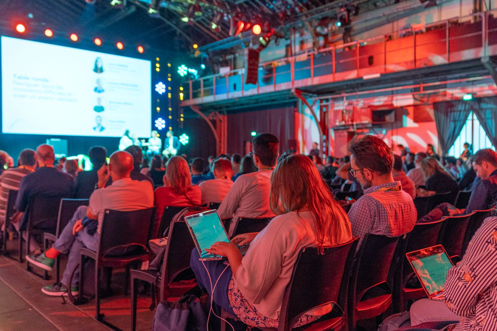 Découvrez Zoholics France 2025, l’événement organisé par Zoho Zoholics programme